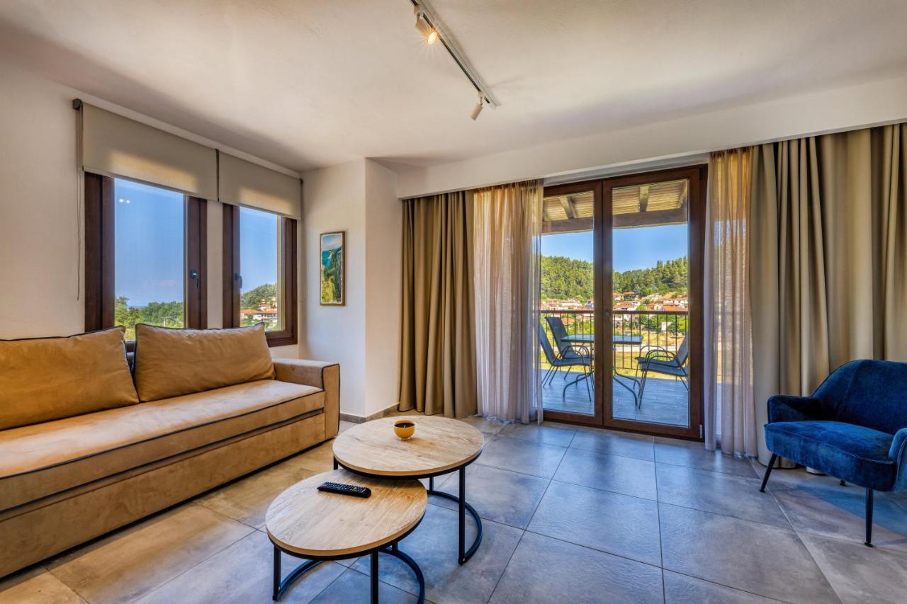 Penelope Luxury Suites Fourka Exterior foto